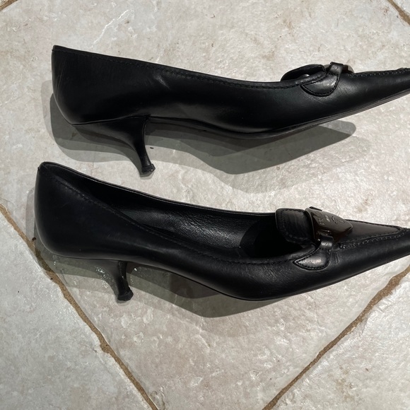 Authentic Prada shoes - Picture 3 of 3